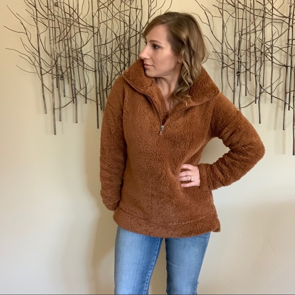 | cinnamon teddy bear quarter-zip pullover • small | - Picture 5 of 6